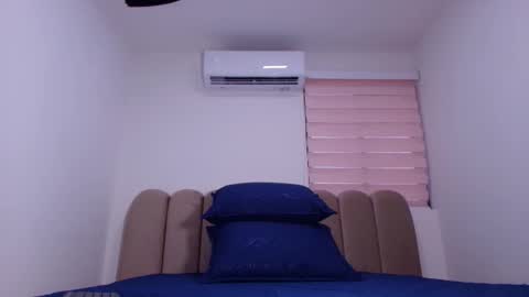 Snapshot of ashly_miller2 chatting on 12.02.25 Ashly online show from 12.02.25