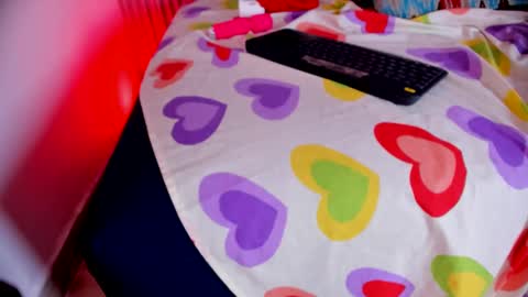 ashlybenison online show from 12.17.24