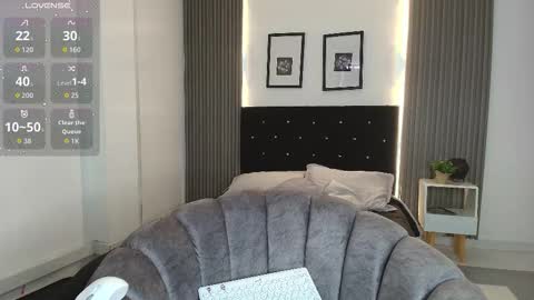    online show from 09.11.25