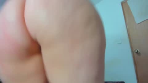 Snapshot of ashlye_hornyx chatting on 01.08.25 Ashley online show from 01.08.25