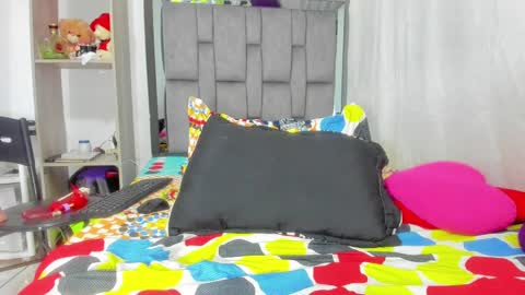 Snapshot of ashlye_hornyx chatting on 02.27.25 Ashley online show from 02.27.25