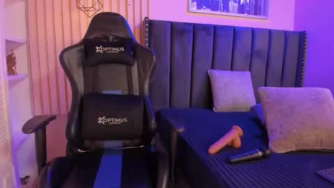 ashlye_miller_ online show from 10.15.25