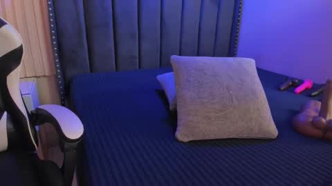 ashlye_miller_ online show from 02.18.26