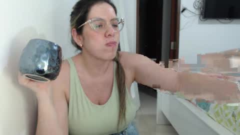 Snapshot of ashlymoon chatting on 02.24.25 AshlyMoon online show from 02.24.25