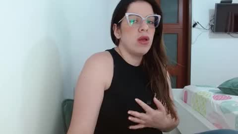 Snapshot of ashlymoon chatting on 11.09.25 AshlyMoon online show from 11.09.25