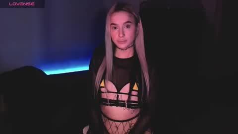 Mila online show from 01.17.26