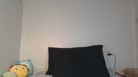 Snapshot of ashquartz chatting on 03.09.25 Ash online show from 03.09.25