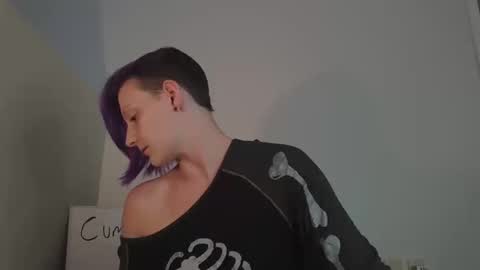 Snapshot of ashquartz chatting on 10.14.25 Ash online show from 10.14.25