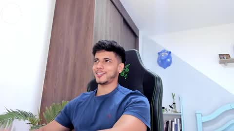 Snapshot of ashton_coleman_ chatting on 12.04.24 my name real is camilo online show from 12.04.24