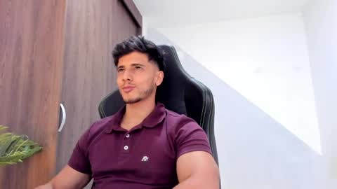 Snapshot of ashton_coleman_ chatting on 01.28.25 my name real is camilo online show from 01.28.25