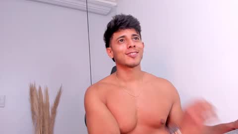 Snapshot of ashton_coleman_ chatting on 02.24.25 my name real is camilo online show from 02.24.25