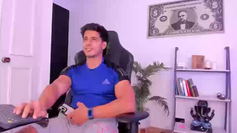 Snapshot of ashton_coleman_ chatting on 09.26.25 my name real is camilo online show from 09.26.25