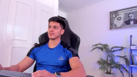 Snapshot of ashton_coleman_ chatting on 11.18.25 my name real is camilo online show from 11.18.25