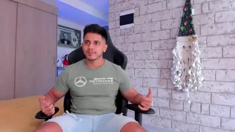 Snapshot of ashton_coleman_ chatting on 12.14.25 my name real is camilo online show from 12.14.25