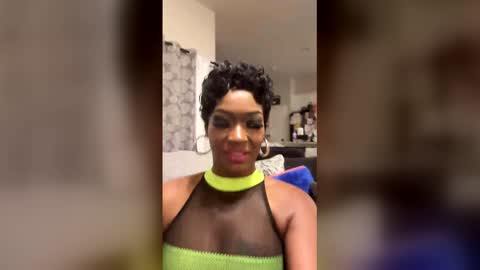 Snapshot of ashtynmartyn chatting on 02.11.26 ashtynmartyn online show from 02.11.26