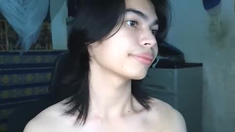 asian_babyboi online show from 11.30.25