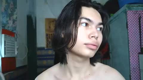 asian_babyboi online show from 05.07.26