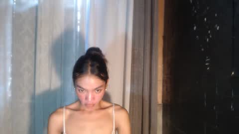 Snapshot of asian_cassy chatting on 12.01.25 asian_cassy online show from 12.01.25