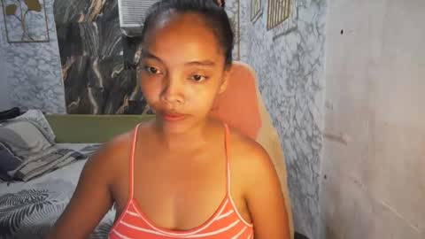 Snapshot of asian_janeth chatting on 05.05.26 im janeth single mom online show from 05.05.26