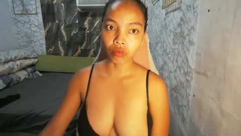 Snapshot of asian_janeth chatting on 05.16.26 im janeth single mom online show from 05.16.26