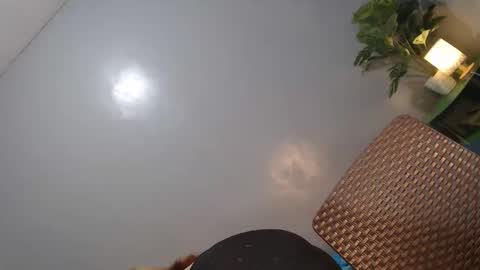 Snapshot of asian_reyshell chatting on 02.14.26 Reyshell online show from 02.14.26