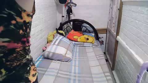 Snapshot of asian_sexydimples chatting on 12.21.24 Trixie online show from 12.21.24