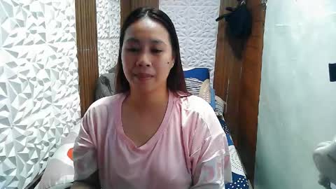 Snapshot of asian_sexydimples chatting on 06.01.26 Trixie online show from 06.01.26