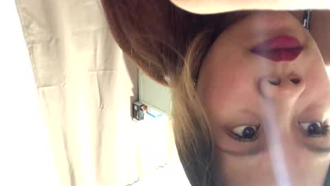 Snapshot of asianhotfantasy chatting on 01.10.26 YangSha online show from 01.10.26