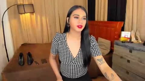 JULIA online show from 12.10.24