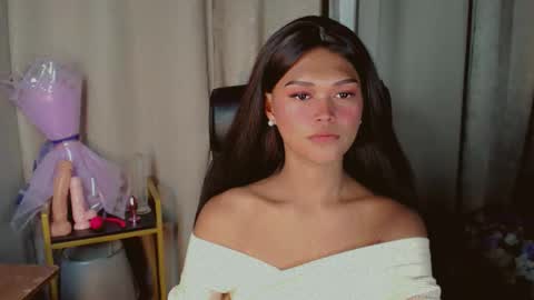 Kianna online show from 04.21.26