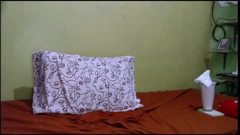 Snapshot of asianmhay24 chatting on 03.12.25 Mhay online show from 03.12.25