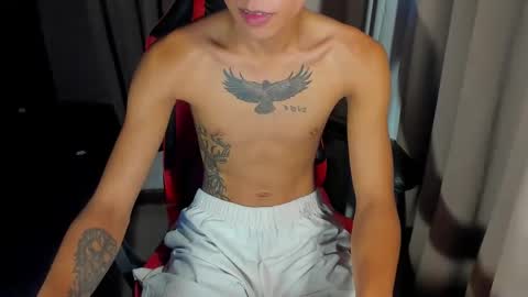 Snapshot of asianplayboyx chatting on 02.04.25 mark online show from 02.04.25