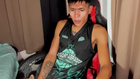 Snapshot of asianplayboyx chatting on 02.18.25 mark online show from 02.18.25