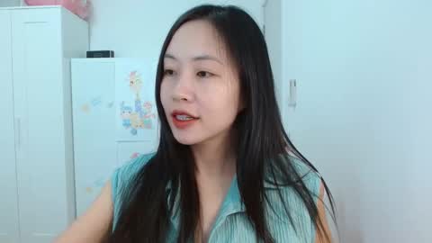 Snapshot of asiantabbyx chatting on 02.19.25 Tabby online show from 02.19.25