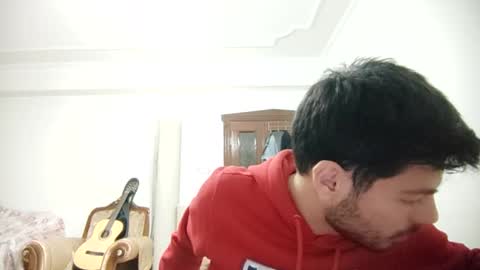 asihandsome06 online show from 02.16.25