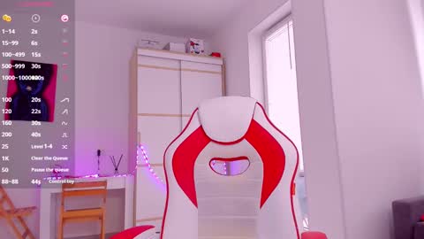 Snapshot of askcaroline chatting on 02.22.25 Caroline online show from 02.22.25