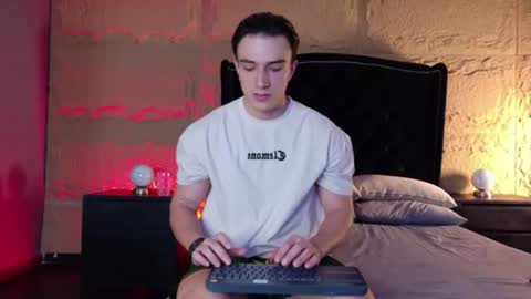 Aslan  online show from 06.15.26