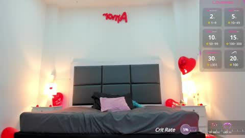 Snapshot of aslhyn_gomez chatting on 02.17.25 Aslhyn online show from 02.17.25