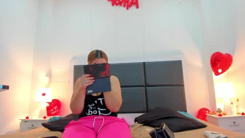 Snapshot of aslhyn_gomez chatting on 02.20.25 Aslhyn online show from 02.20.25