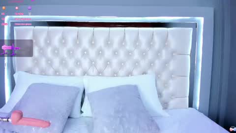 A S L Y   S A N D E R online show from 10.02.25