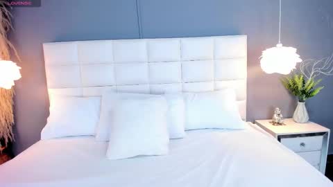 A S L Y   S A N D E R online show from 02.03.26