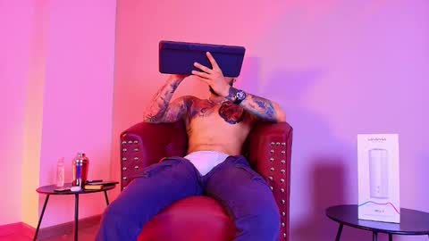 Snapshot of asmodeus_bael_ chatting on 09.09.25 asmodeus bael online show from 09.09.25