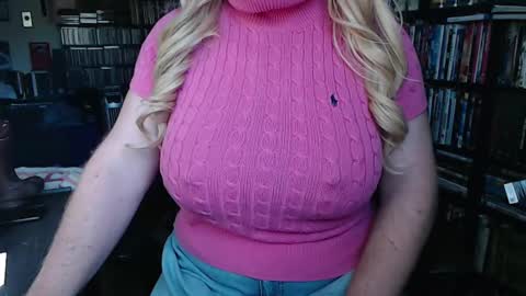 Aspen Vale online show from 10.05.25