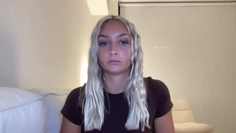 Snapshot of aspenaries chatting on 03.05.25 Aspen Aries online show from 03.05.25