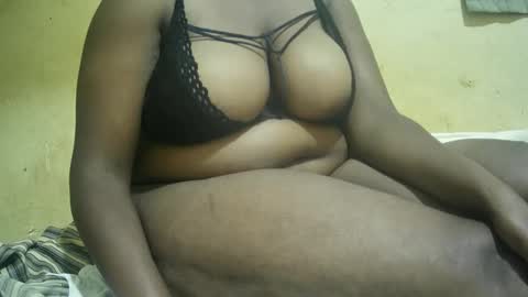 Snapshot of assbaby5 chatting on 10.28.25 assbaby5 online show from 10.28.25