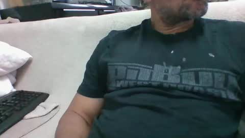 Snapshot of asshunnter chatting on 10.14.25 MARCO online show from 10.14.25