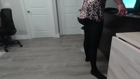 Linda online show from 12.17.24