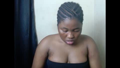 Snapshot of assnpussyx chatting on 09.19.25 assnpussyx online show from 09.19.25