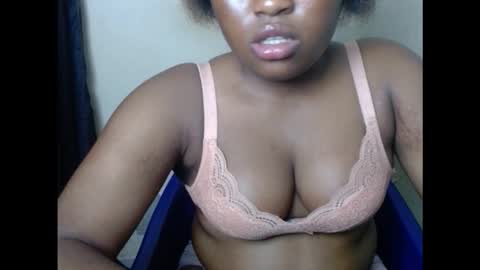 Snapshot of assnpussyx chatting on 09.24.25 assnpussyx online show from 09.24.25