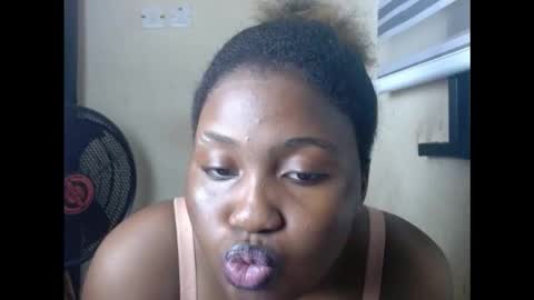 Snapshot of assnpussyx chatting on 09.28.25 assnpussyx online show from 09.28.25